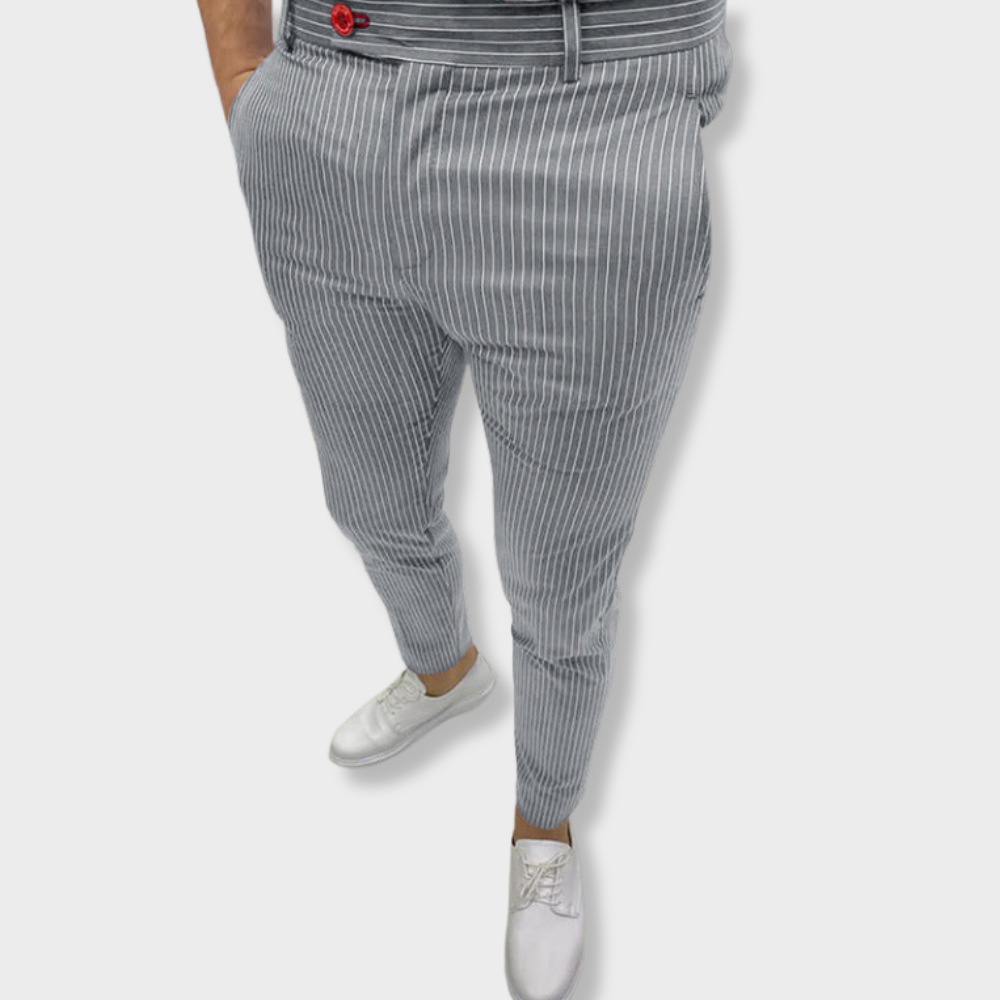 Pantaloni casual slim fit