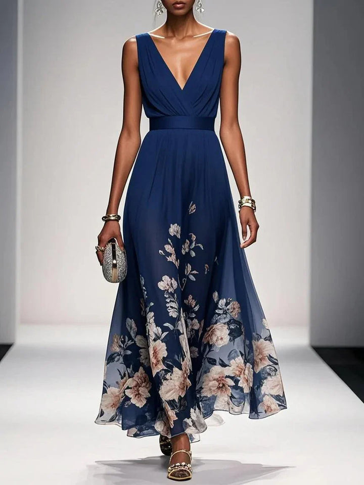 Abito lungo in chiffon azzurro chiaro con fiori, scollatura a V, senza maniche e taglio a A