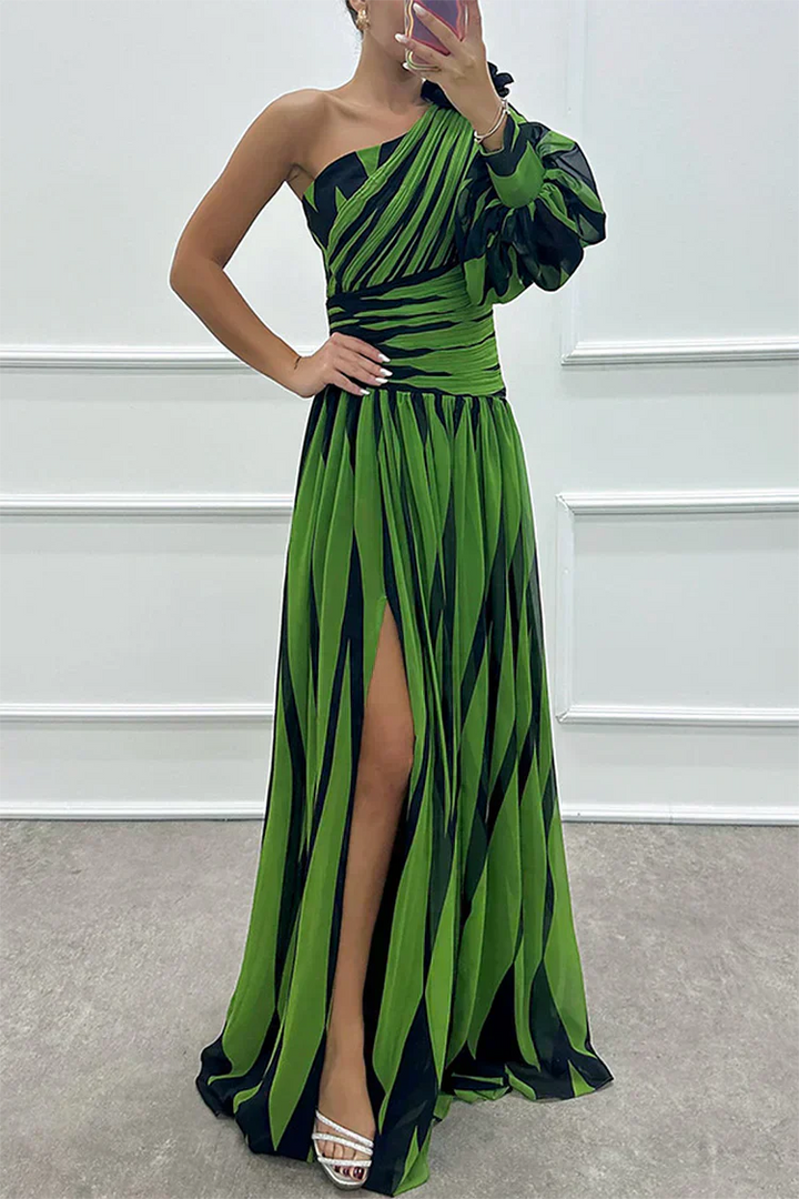 Hazel™ | Elegante Abito Maxi a Strisce con Spalla Scoperta