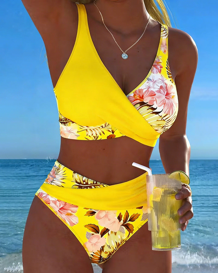 Bikini con stampa floreale a contrasto e apertura