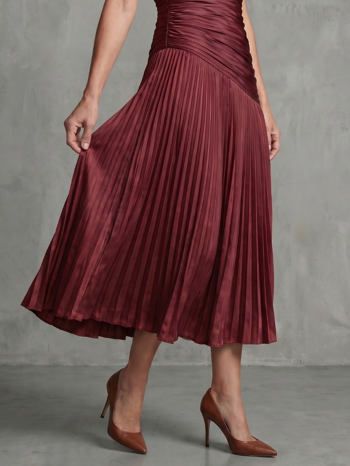 Theodora | Vestito Midi con Plissettatura e Strisce in Vita