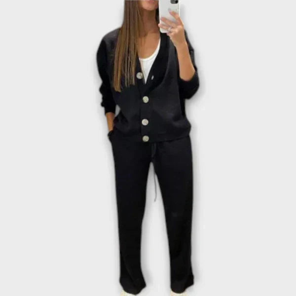 Blusa a maniche lunghe e pantaloni