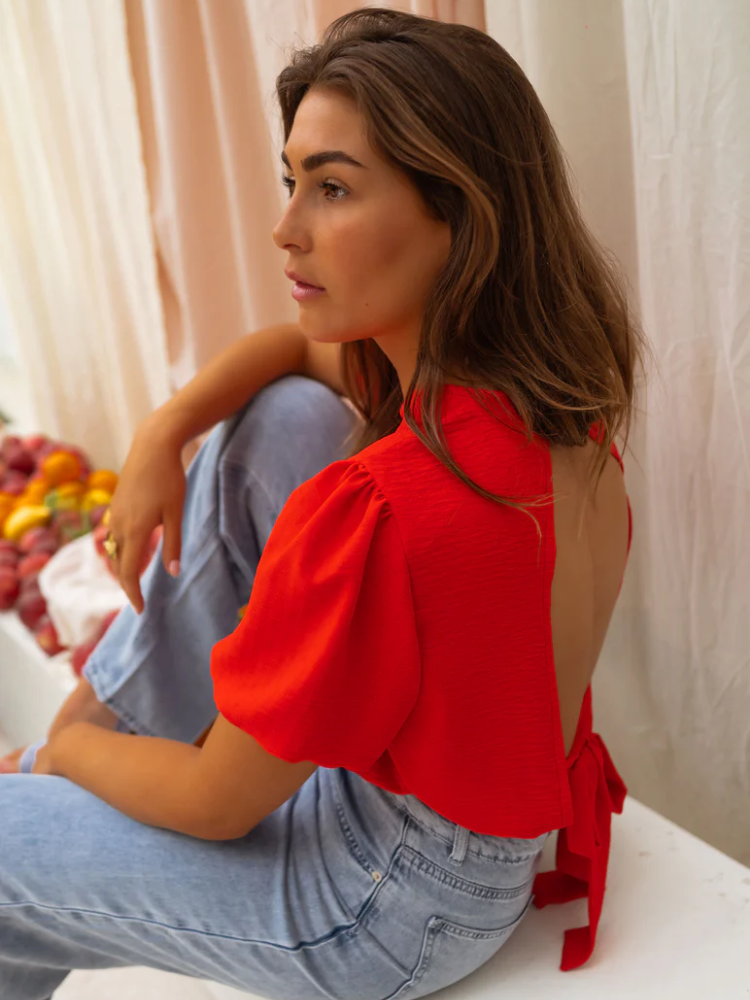 Lorena™ | Blusa corta con un tocco di stile