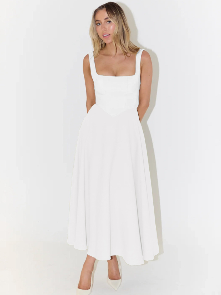 NOMI | Abito Nero Elegante al Ginocchio con Scollo Quadrato