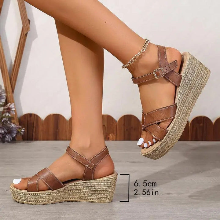Daphnie | Sandali con zeppa