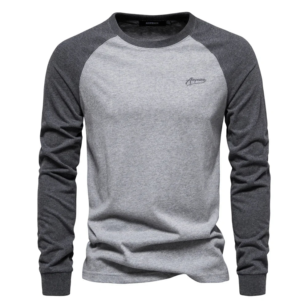 Maglietta a maniche lunghe con maniche raglan