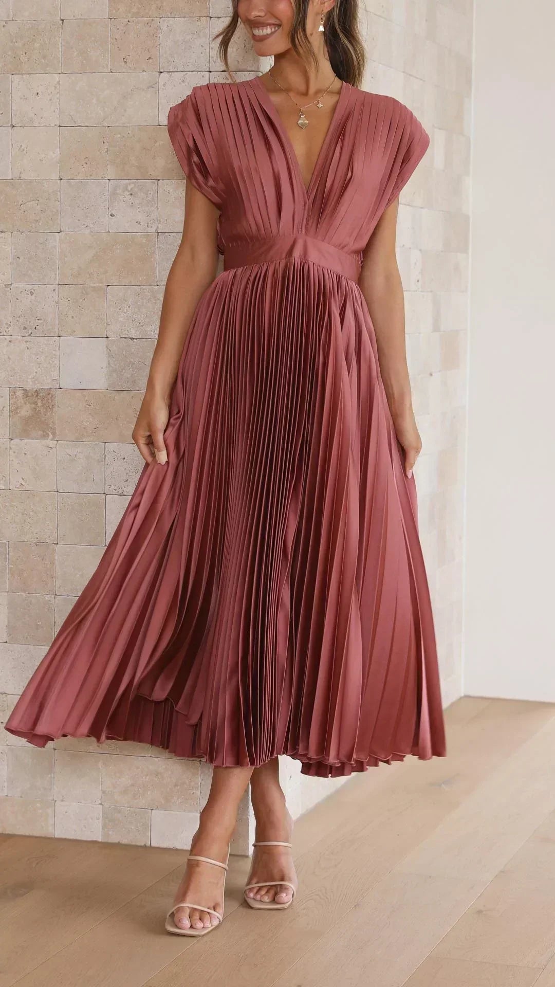 Isla | Vestito Plisettato Elegante