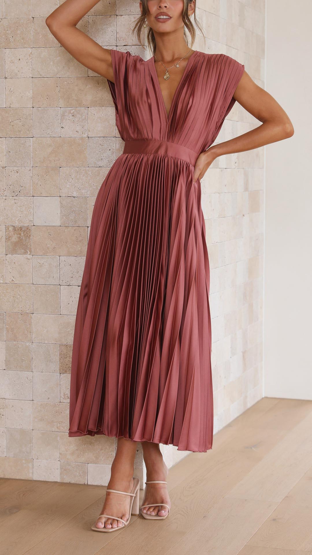Isla | Vestito Plisettato Elegante
