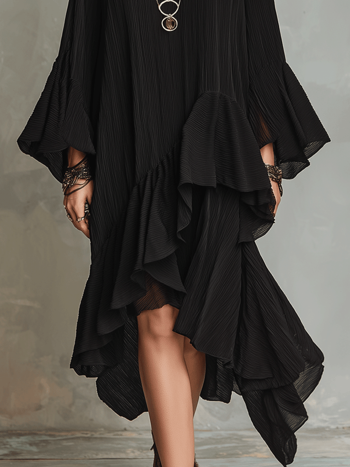 Elegante Abito Midi Boho Nero con Righe Asimmetriche
