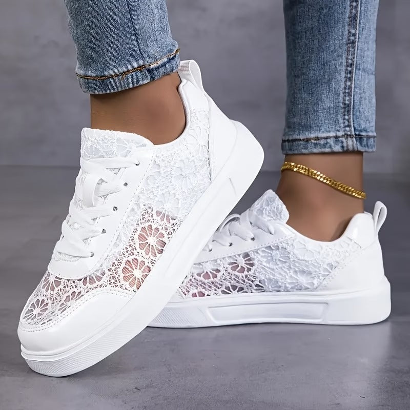 Sneakers sportive da donna in rete
