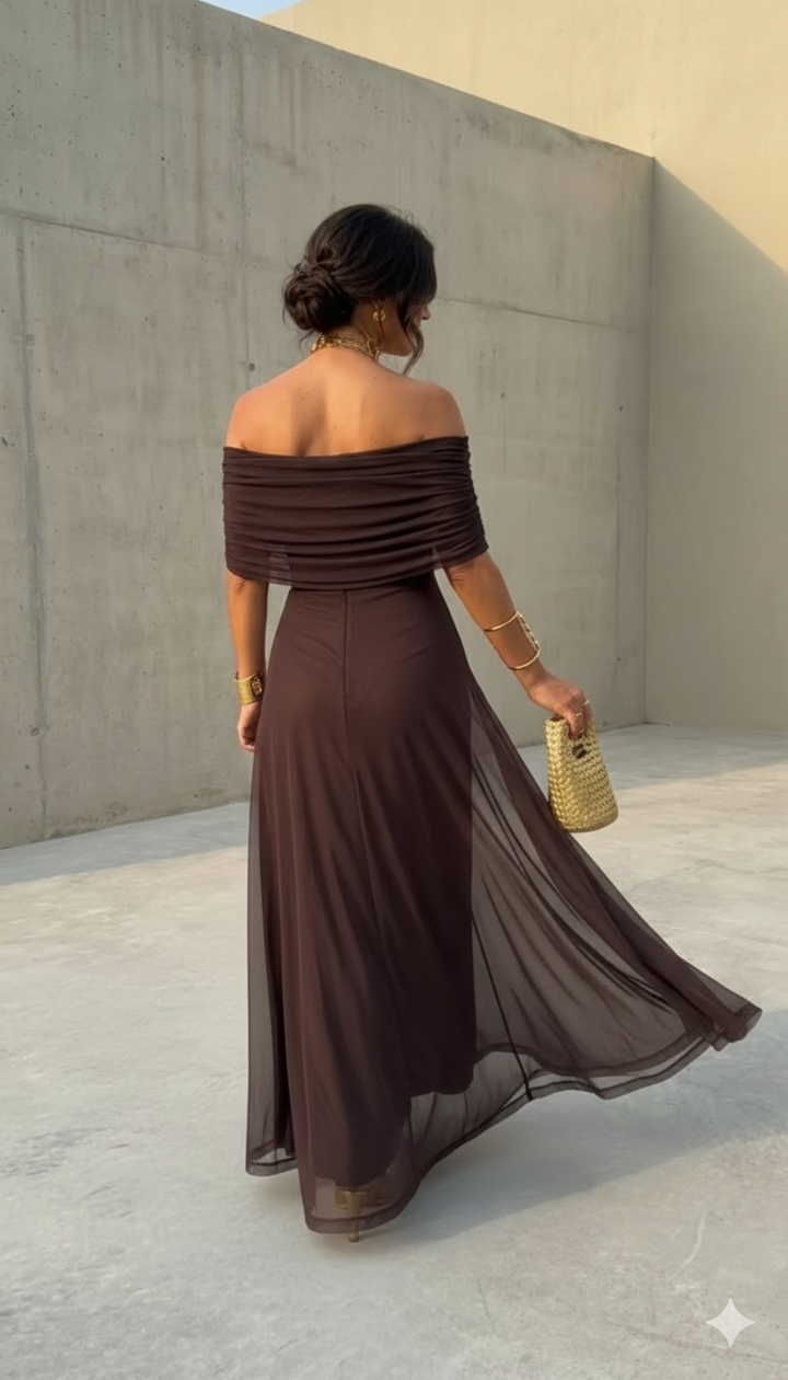Uma - Abito largo fluido con design elegante
