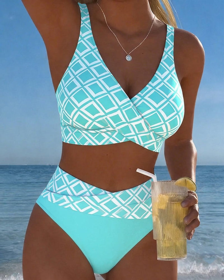 Bikini a Due Pezzi con Taglio del Reggiseno e Motivo a Diamante