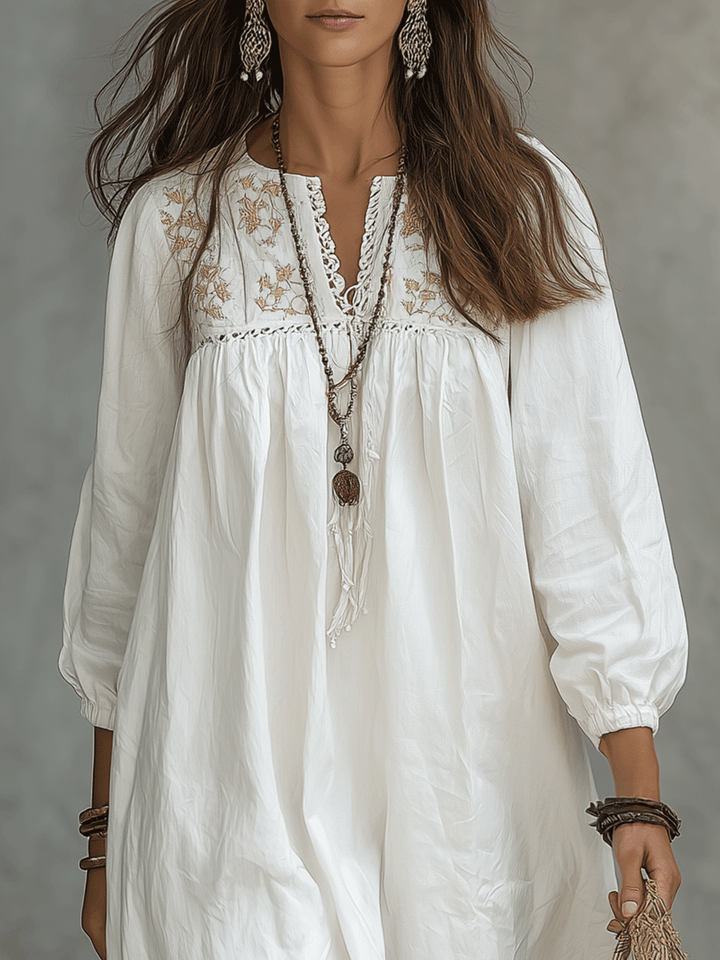 Abito Maxy Bianco Bohemien con Ricamo di Fiori e Maniche a Palloncino
