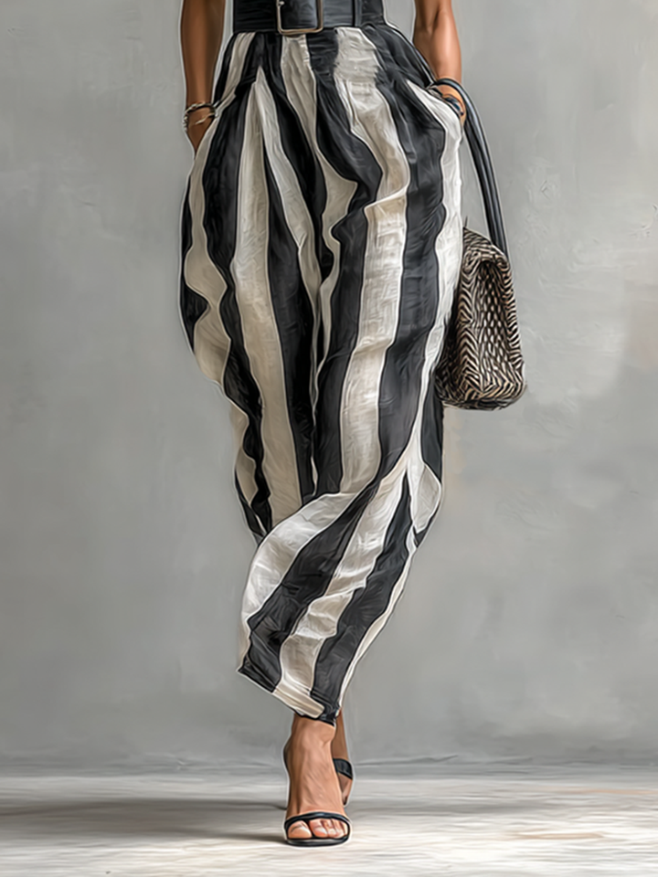 Abito Maxi in Chiffon con Collo Alto e Maniche Corte