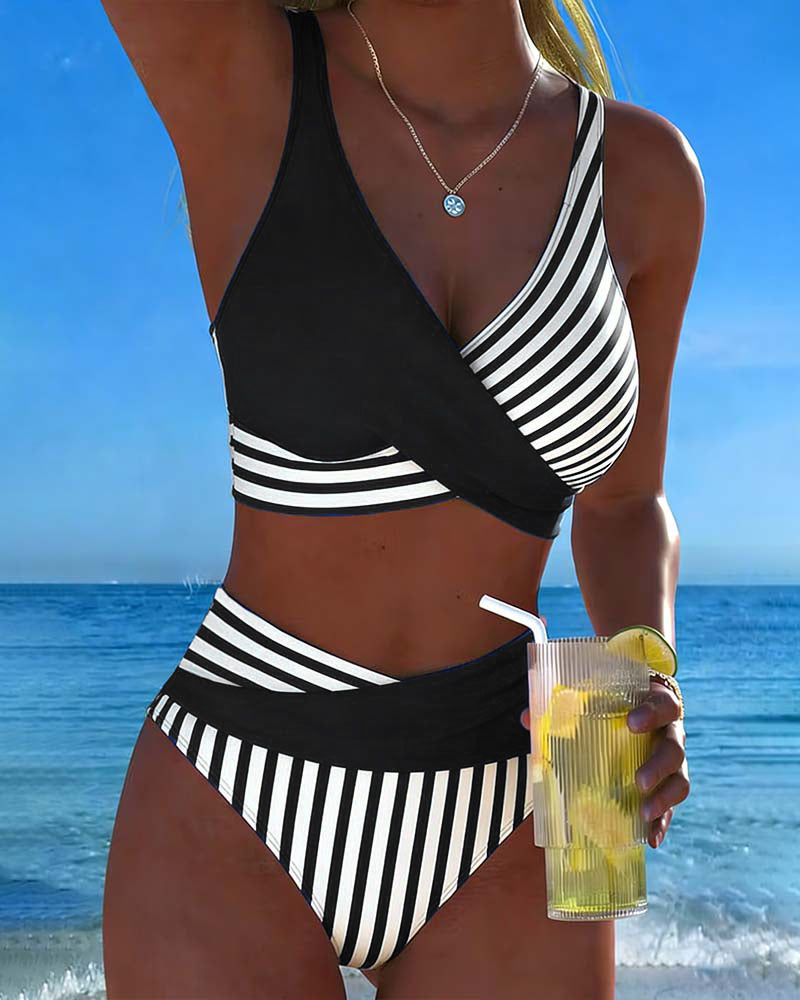 Bikini Incrociato con Stampa a Righe