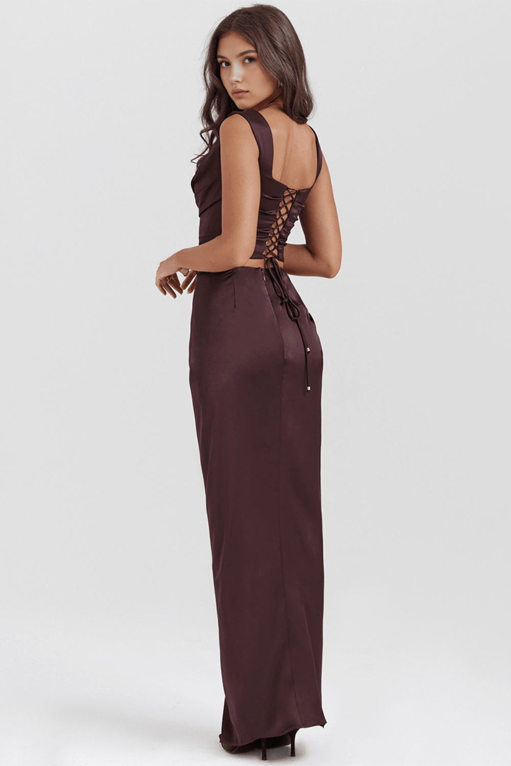 Ivelle | Abito Cut-Out con Spacco