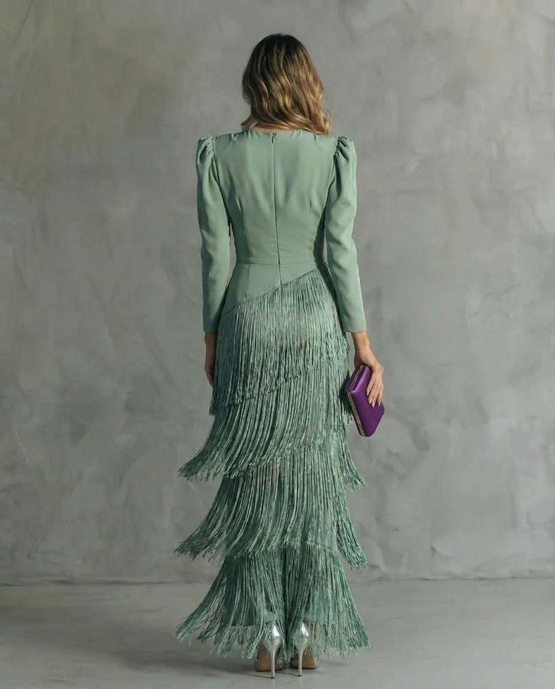 Clara™ | Elegante Vestito Midi con Maniche Frangiate