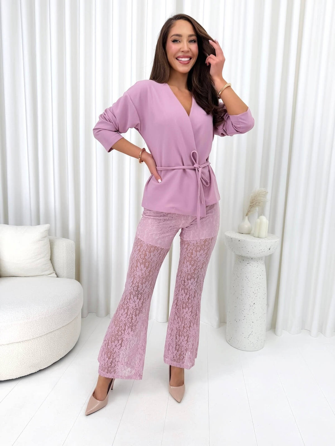 Set con Pantaloni in Pizzo