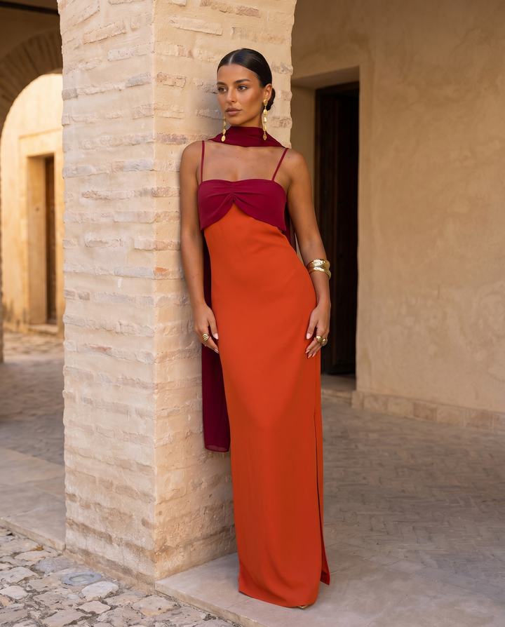 Sahara | Vestito arancione con scollatura rossa