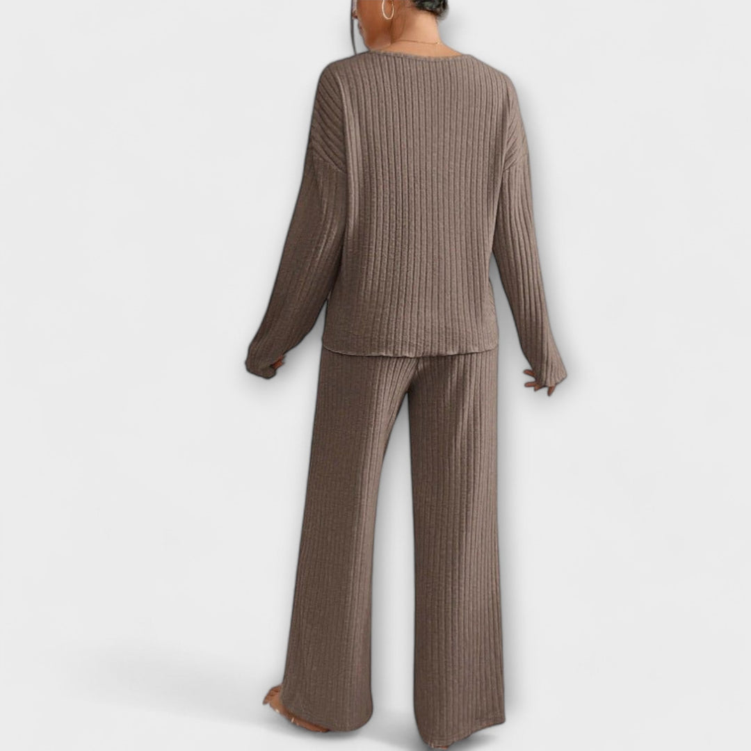 Set di lettini a righe