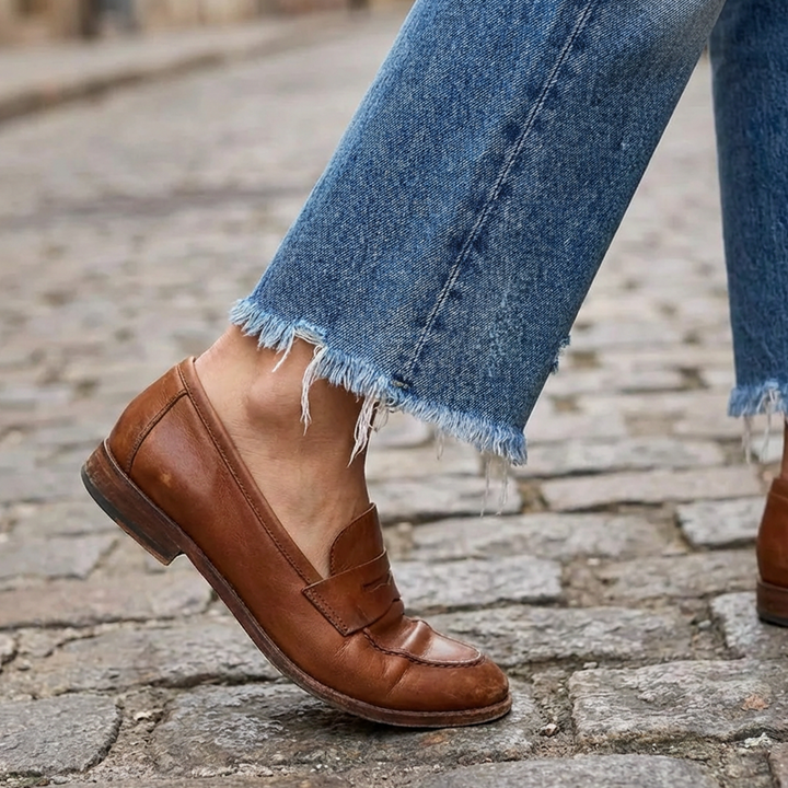 Jeans corti dritti retro per donna