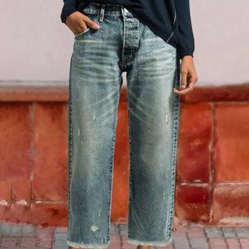 Jeans corti dritti retro per donna